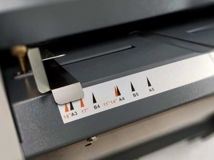 350SQ Square Back Booklet Maker - Image 5